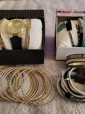 Gold Tone Watch and Bangle Bracelet Set - Black Strap